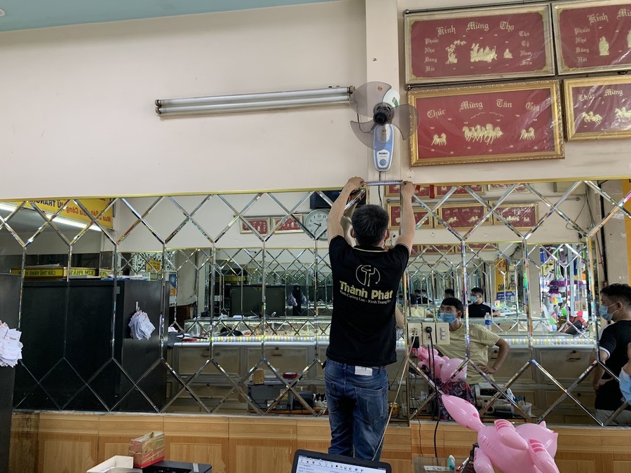 Gương Tiem Vang